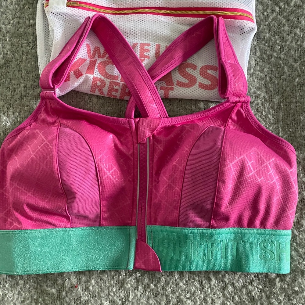 SheFit Ultimate Sports Bra-Limited Edition